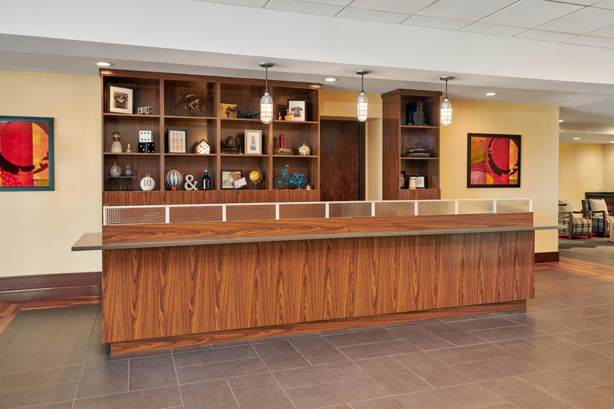 Four Points By Sheraton Milwaukee Airport Exterior photo
